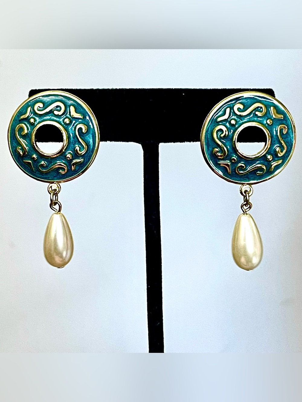Vintage Signed Enamel Teal & Gold Disc Faux Pearl Dangle Earrings Coastal Chic